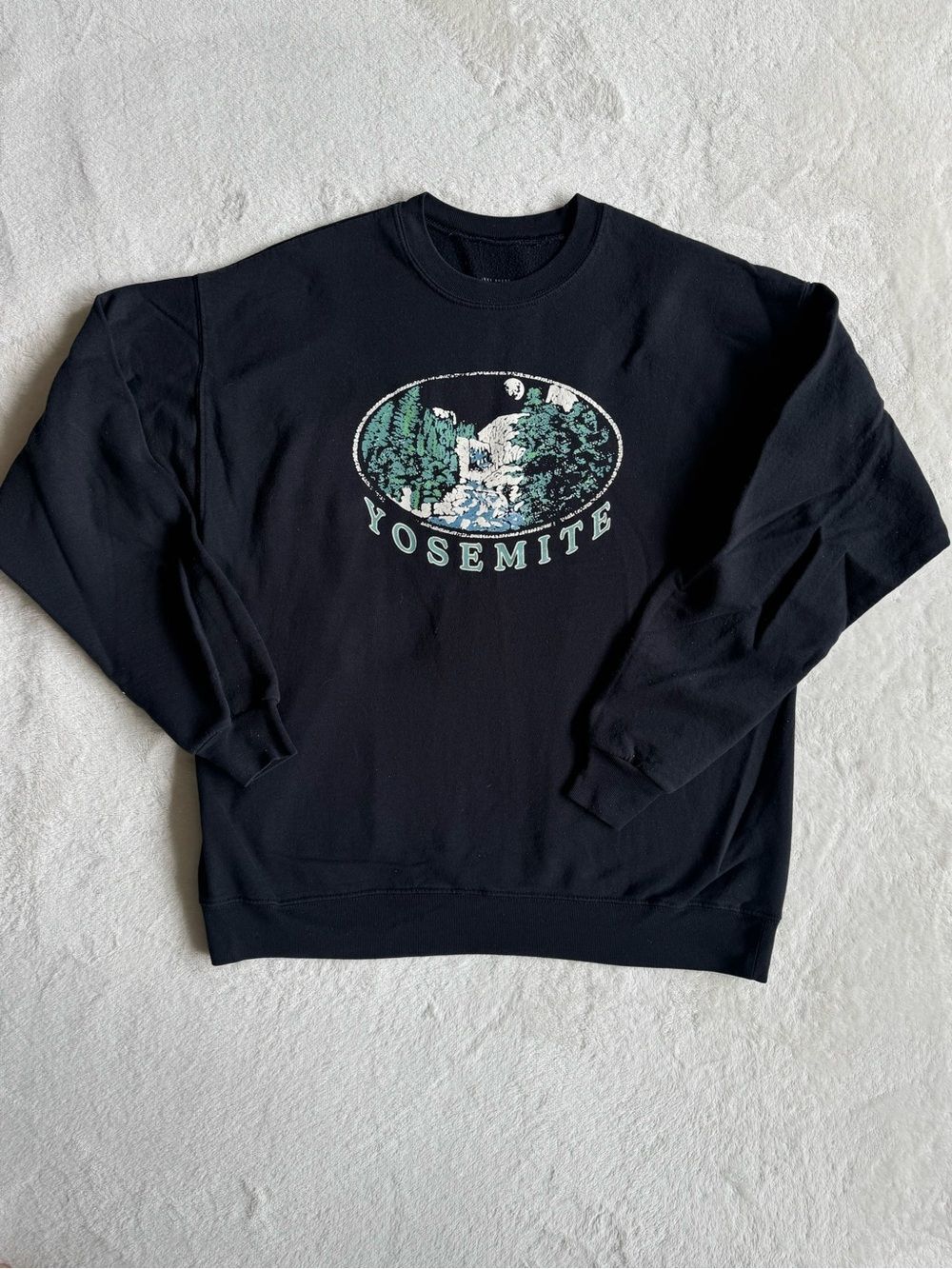 Yosemite National Park Half Dome Graphic Crewneck Sweatshirt L Black